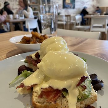 The Sleepy Rooster - Craig's Benedict and Crispy Potatoes. - New American Near Me - Chagrin Falls, Ohio The Sleepy Rooster - Craig's Benedict and Crispy Potatoes. - New American Near Me - Chagrin Falls, Ohio