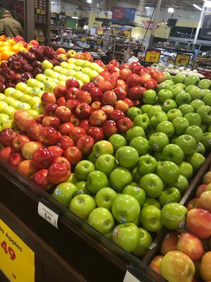 Ralphs by null