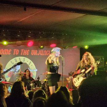 Mercury Lounge - Music Venues Near Me - New York, New York Mercury Lounge - Music Venues Near Me - New York, New York