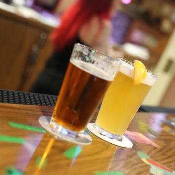 SPOTLIGHT Bar & Grill - Specials everyday - Sports Bars Near Me - Oklahoma City, Oklahoma SPOTLIGHT Bar & Grill - Specials everyday - Sports Bars Near Me - Oklahoma City, Oklahoma