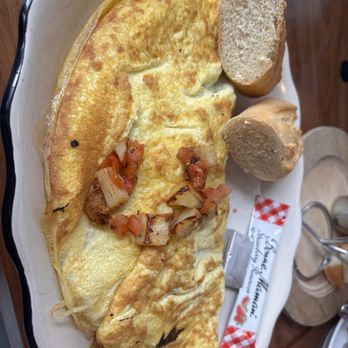 La Boulangerie - Manhattan Omelette - Bakeries Near Me - Miami, Florida La Boulangerie - Manhattan Omelette - Bakeries Near Me - Miami, Florida