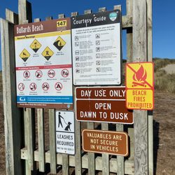 Bullards Beach State Park - Signage warning of rough sea conditions on mile 147