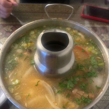 Janyas Thai Cuisine - Thai Near Me - Redding, California