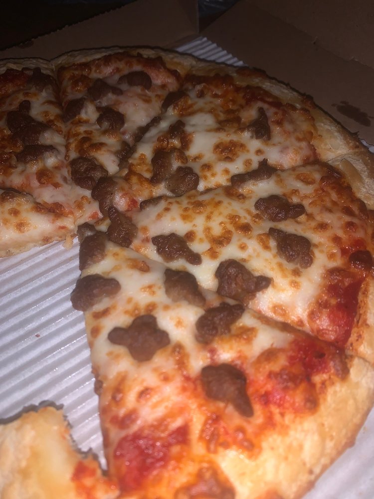 PIZZA HUT Updated August 2024 21 Reviews 2527 Freemansburg Ave