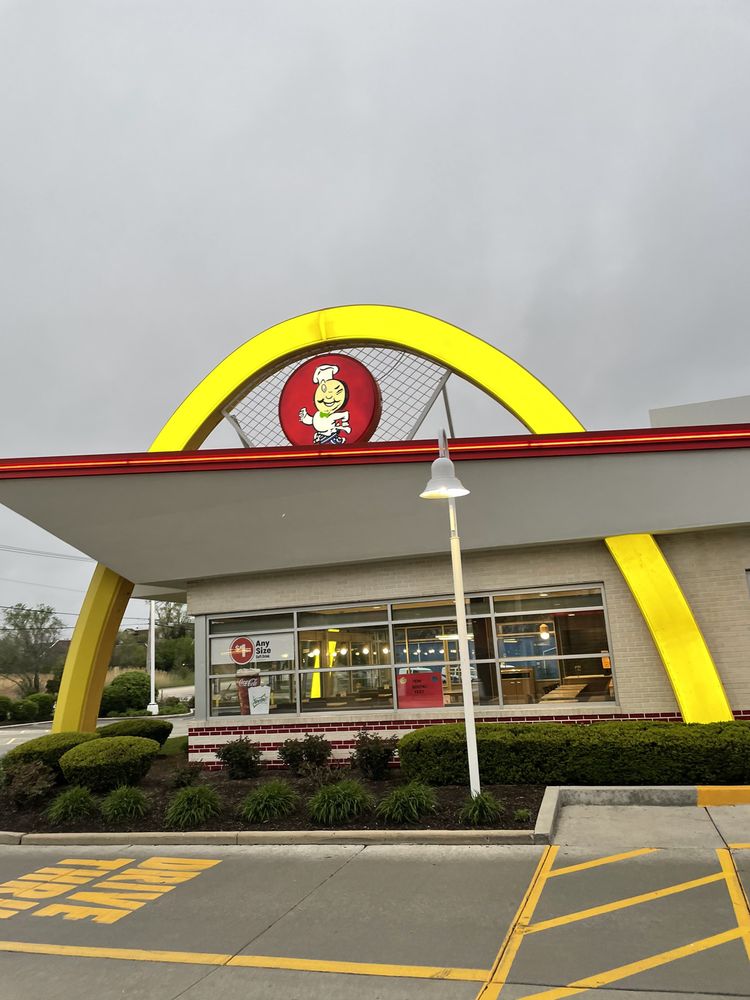 MCDONALD’S 22 Reviews 1330 N Milwaukee Ave, Libertyville, Illinois