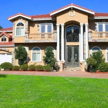 HT Constructions - Custom Built Luxury Home - General Contractors Near Me