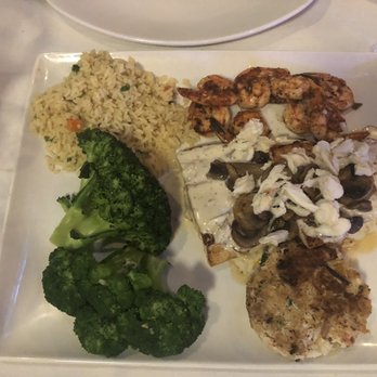 Landry's Seafood House - Broiled Seafood Platter - Seafood Near Me - Katy, Texas Landry's Seafood House - Broiled Seafood Platter - Seafood Near Me - Katy, Texas
