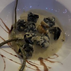 Black Birch - Escargot with garlic