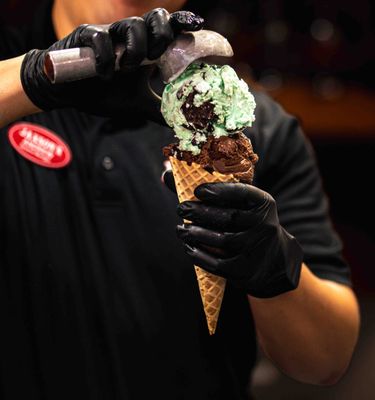 Jaxson's Ice Cream Parlor & Restaurant by null