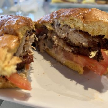 A Dog's Breakfast - Breakfast & Brunch Near Me - Windsor, Ontario A Dog's Breakfast - Breakfast & Brunch Near Me - Windsor, Ontario