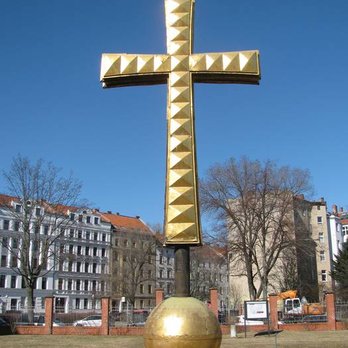Friedhof - Das alte Kreuz vom Berliner Dom.:) - Funeral Services & Cemeteries Near Me - Berlin, BE
