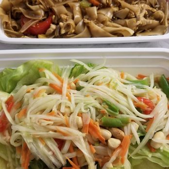 Thai Street Noodles - Som Yum (front), Drunken Noodle (back) - Thai Near Me - Kettering, Ohio Thai Street Noodles - Som Yum (front), Drunken Noodle (back) - Thai Near Me - Kettering, Ohio