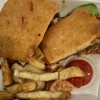The StoneHouse Mobile Kitchen - Grilled sliced steak sandwich and fries - Food Trucks Near Me - Boynton Beach , Florida The StoneHouse Mobile Kitchen - Grilled sliced steak sandwich and fries - Food Trucks Near Me - Boynton Beach , Florida