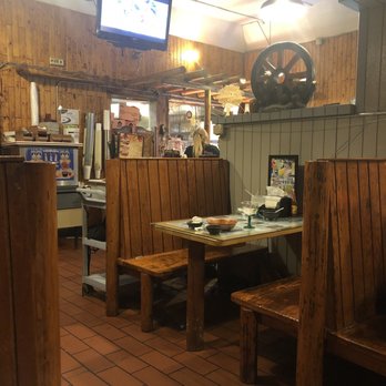 Torresmania - the inside of a mexican restaurant - Mexican Near Me - Aurora, Illinois Torresmania - the inside of a mexican restaurant - Mexican Near Me - Aurora, Illinois