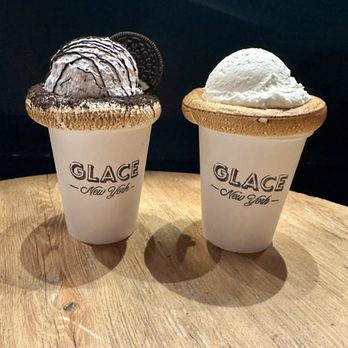 Glace - Cookies & Cream Hot Chocolate & Classic S'mores Hot Chocolate. - Ice Cream & Frozen Yogurt Near Me - New York, New York Glace - Cookies & Cream Hot Chocolate & Classic S'mores Hot Chocolate. - Ice Cream & Frozen Yogurt Near Me - New York, New York