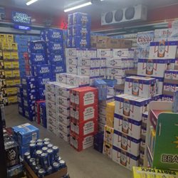 Faststrip Food Store 49 - Coldest Beer in town