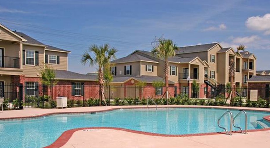 BAYPOINTE APARTMENT HOMES 901 S Kobayashi, ster, Texas
