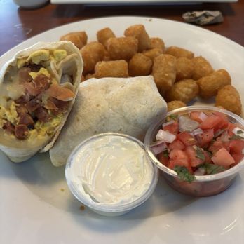 DD's Diner - Breakfast burrito - American Near Me - Ossining, New York