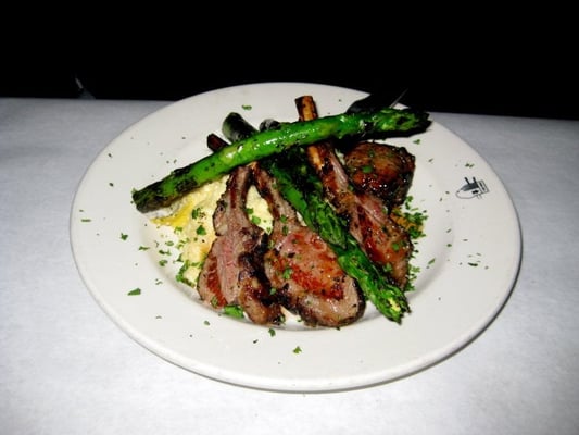 Logan Tavern by null