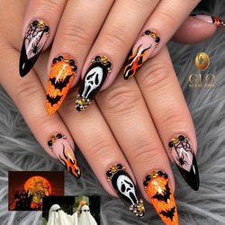 Glo Nail Spa 2