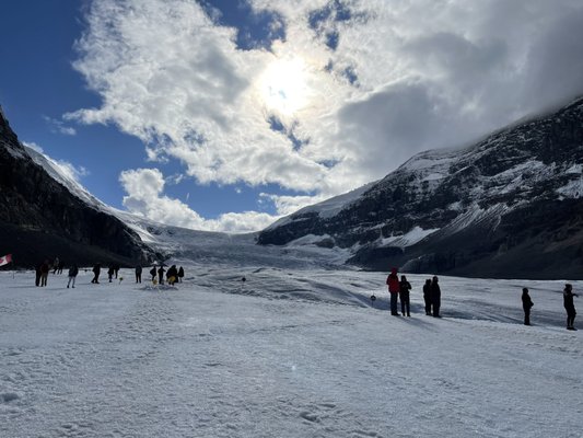 Jasper National Park Icefield Information Centre and Glacier Gallery by null