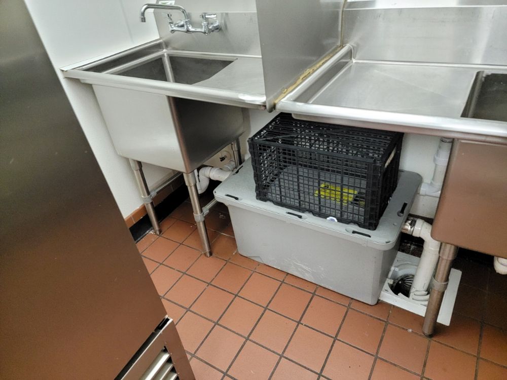 Slide of Lee and Son's Plumbing