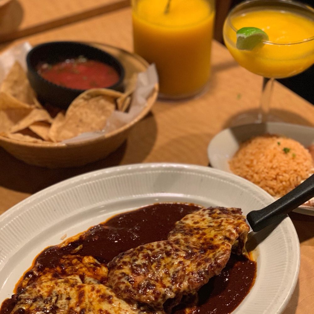 Cesar's Killer Margaritas - Broadway - Mexican Near Me - Chicago, Illinois