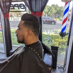 Styl'd Studio Haircare & Design - Haircut pomp