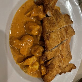 Tutto A Modo Mio - Breaded chicken and faggatoni pasta w/vodka sauce - Italian Near Me - Ridgefield, New Jersey Tutto A Modo Mio - Breaded chicken and faggatoni pasta w/vodka sauce - Italian Near Me - Ridgefield, New Jersey
