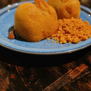 XO Restaurant - Fluffle of Brown Butter-Bunny-Butter Mochi - Asian Fusion Near Me - Honolulu, Hawaii XO Restaurant - Fluffle of Brown Butter-Bunny-Butter Mochi - Asian Fusion Near Me - Honolulu, Hawaii