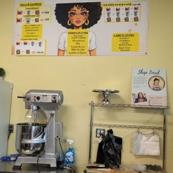 Snacky Brown - Big ol mixer - Desserts Near Me Snacky Brown - Big ol mixer - Desserts Near Me