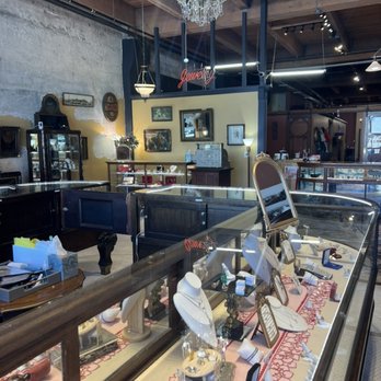 Fancy Pants Jewelers - Jewelry Near Me - Tacoma, Washington Fancy Pants Jewelers - Jewelry Near Me - Tacoma, Washington