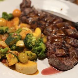 Avenue Kitchen & Bar