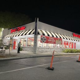 Exterior photo of Steak ’n Shake - Lakeland, Florida Exterior photo of Steak ’n Shake - Lakeland, Florida