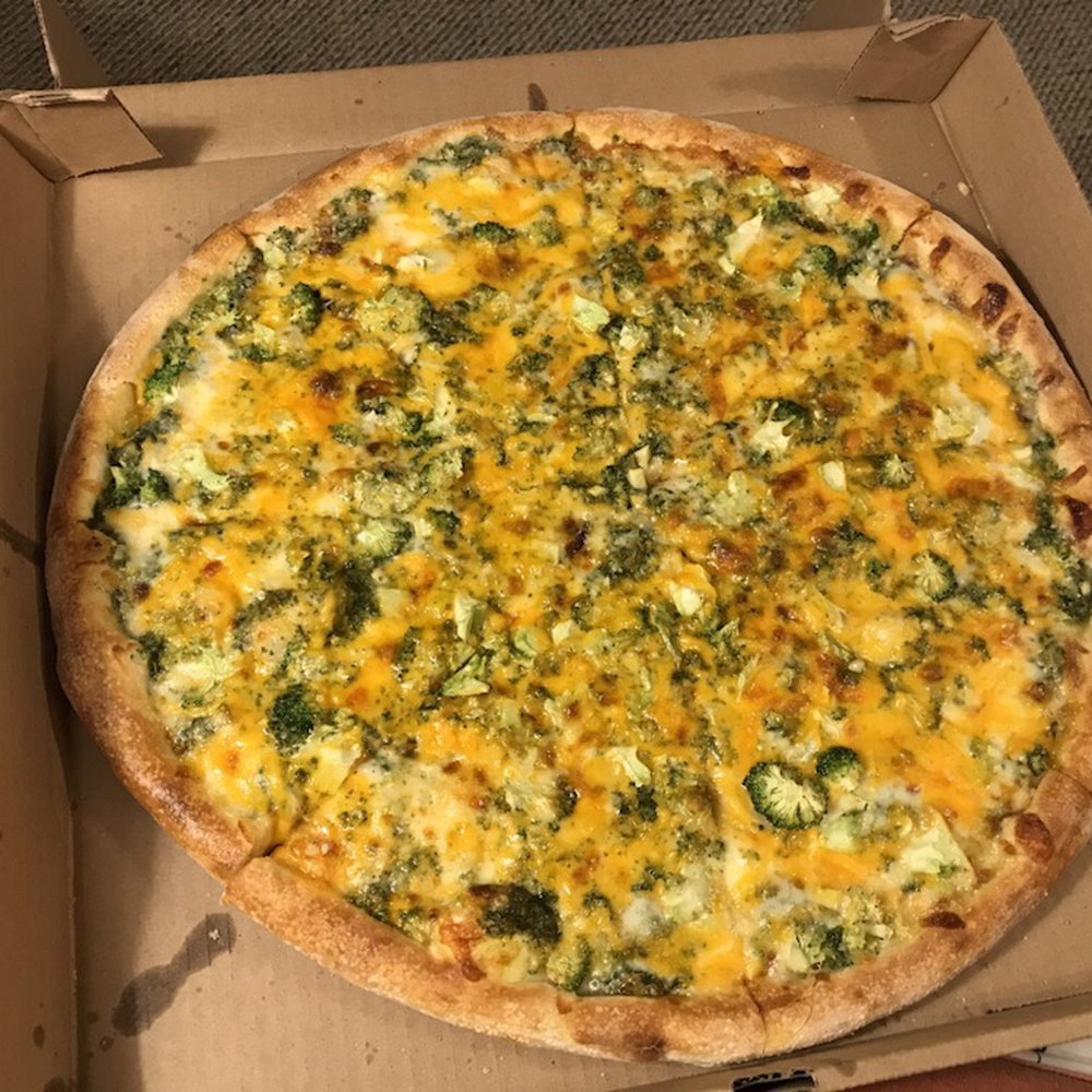 Betty's Pizza Shack - Little Miss Vixen - Pizza Near Me - Lenox, Massachusetts