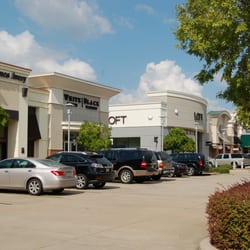 Shoppes At Bellemead
