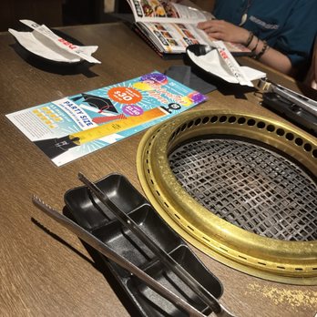 Gyu-Kaku Japanese BBQ - Table - Japanese Near Me - Pinecrest, Florida