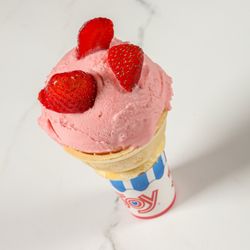 Lily’s Ice Cream