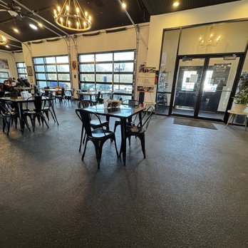 Chillax - St.Peters - Entrance and Dining Room - Beer Bar Near Me - St. Peters, Missouri Chillax - St.Peters - Entrance and Dining Room - Beer Bar Near Me - St. Peters, Missouri