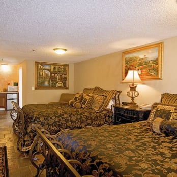 Silverton Inn and Suites - The Pioneering Doctors Room - Pet Friendly Two Queen Beds with kitchenette - Hotels Near Me - Silverton, Oregon Silverton Inn and Suites - The Pioneering Doctors Room - Pet Friendly Two Queen Beds with kitchenette - Hotels Near Me - Silverton, Oregon