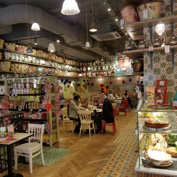 Comptoir Libanais - Lebanese Near Me - Kensington, XGL
