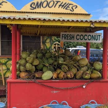 Coconut Corner - I don't think they have enough coconuts - Thai Near Me - Waimea, Hawaii