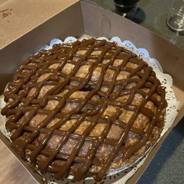 Caramel Apple Pie 10/10