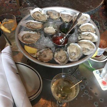 La Lucha - Happy Hour Oysters 1$ until 6pm - Seafood Near Me - Houston, Texas La Lucha - Happy Hour Oysters 1$ until 6pm - Seafood Near Me - Houston, Texas