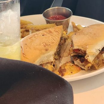 Federal American Grill - Philly cheesesteak - New American Near Me - Houston, Texas
