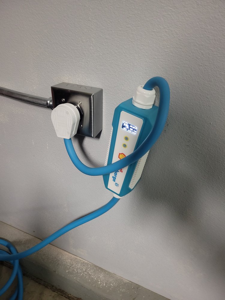 Slide of Greentree Electrical Services