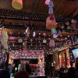 Public School House - Ambiance