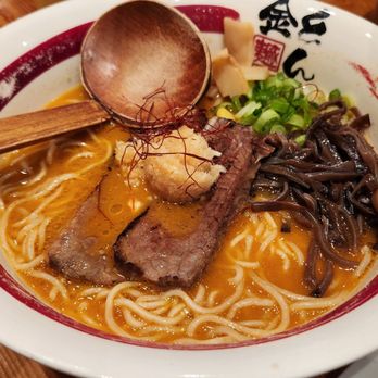 KINTON RAMEN HARBOURFRONT - Spicy garlic (!!!) beef - Ramen Near Me - Toronto, Ontario
