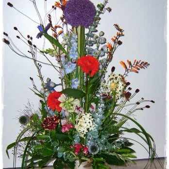 Butterfly Flowers - Florists Near Me - Berlin, BE