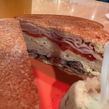 POM POM DELI スズ POM POM'S TEAHOUSE & SANDWICHERIA - CLOSED - Updated November 2025